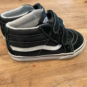 Excellent condition vans mid top toddler 10